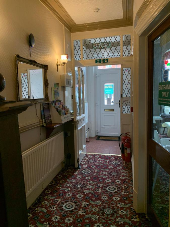 The Woodleigh Family Hotel ブラックプール エクステリア 写真